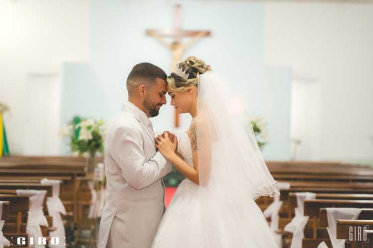 ✨ Confira as fotos do emocionante casamento de Samilly e Matheus ✨