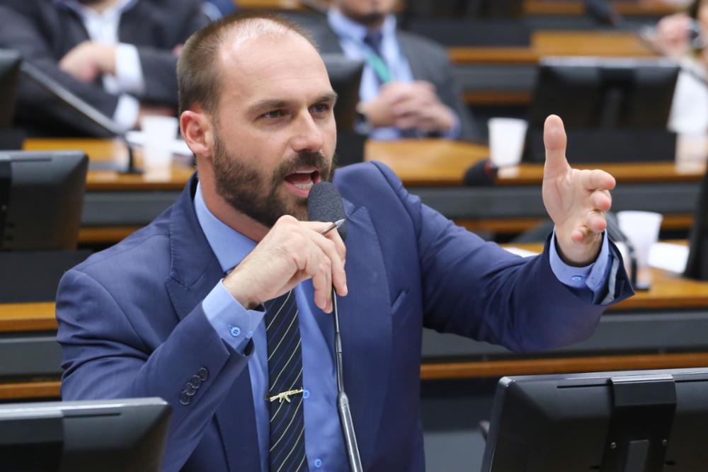 Gonet rejeita pedido de prisão preventiva contra Eduardo Bolsonaro feito por Lindbergh