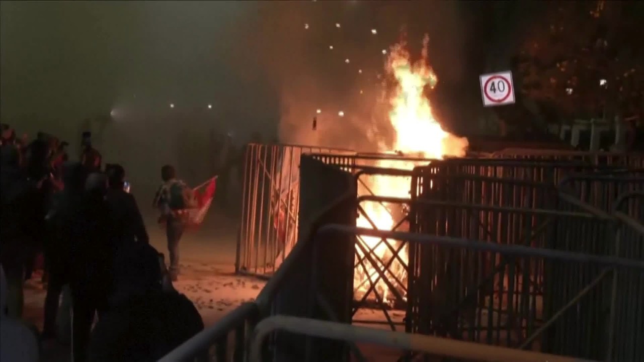 Novo presidente do Peru vai declarar estado de emergência após protestos da geração Z e não descarta toque de recolher