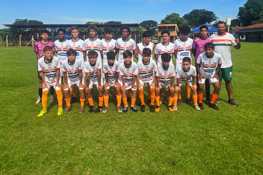 Sub 14 do Naviraiense ganha torneio em Rio Brilhante