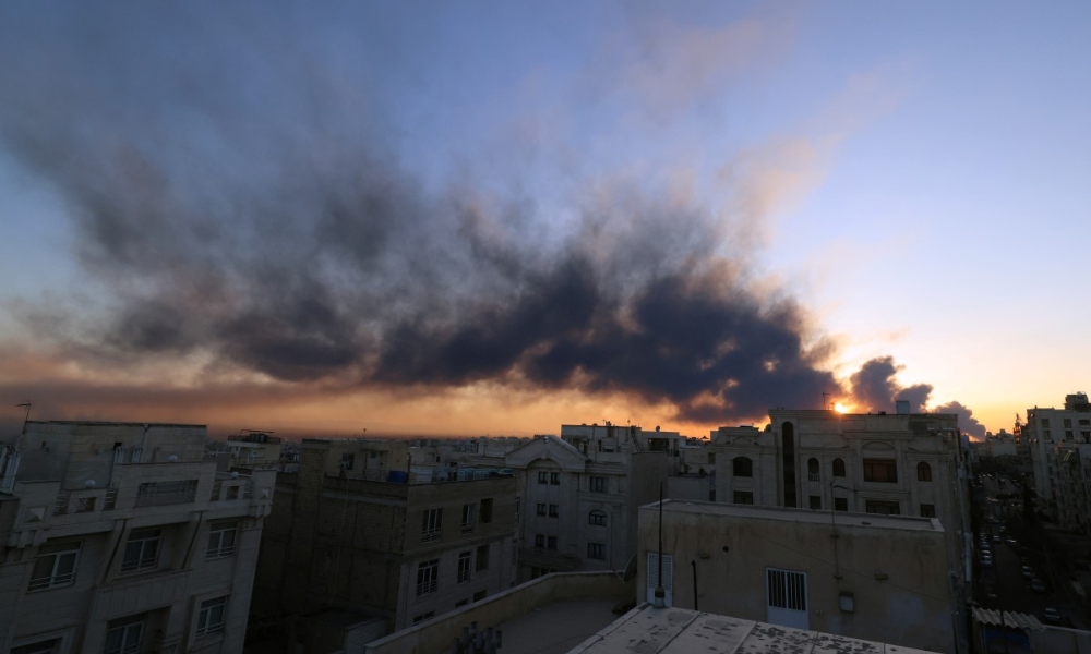 EUA e Israel atacam prédio de órgão responsável pela eleição do novo líder do Irã