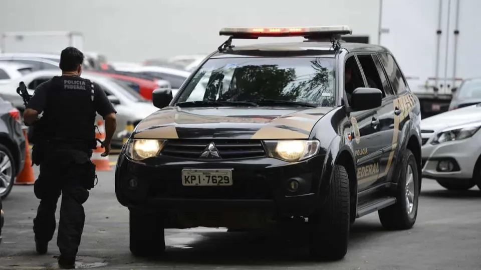 PF faz operação contra o Comando Vermelho no interior de São Paulo e outros 14 estados