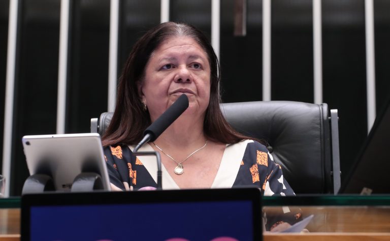 Comissão aprova criação de programa para atenção integral de pessoas com epilepsia