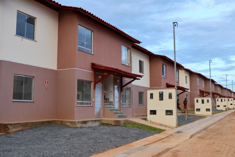 Naviraí acelera projetos habitacionais e garante 80 novos apartamentos