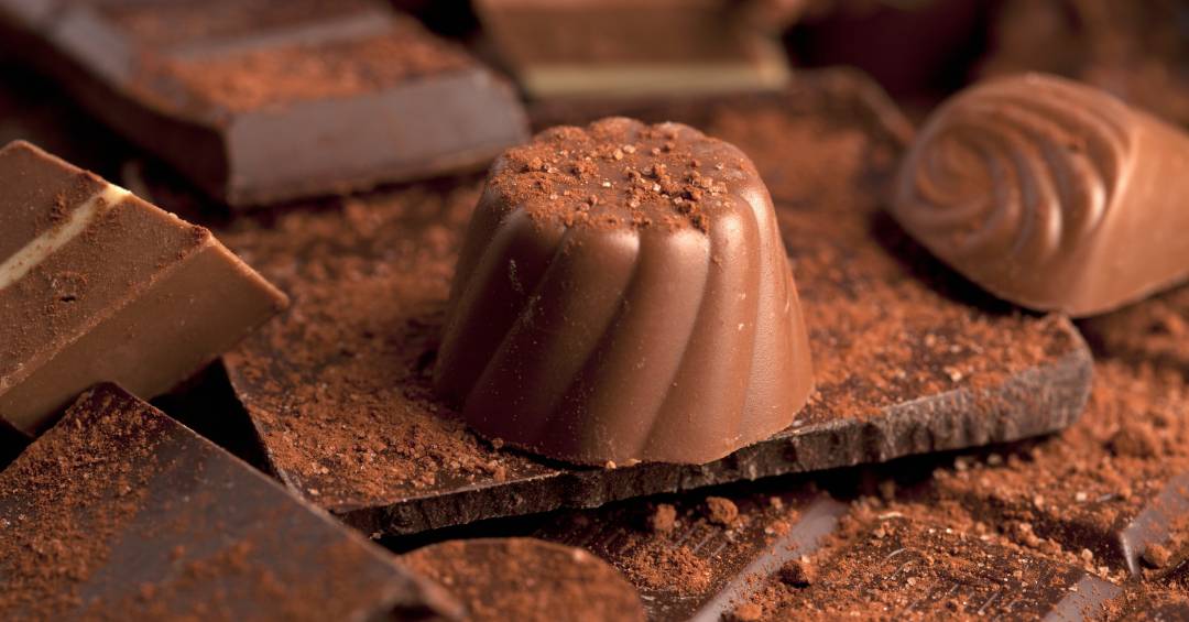 Maior empresa de chocolate do planeta corta lucro e vê ações despencarem