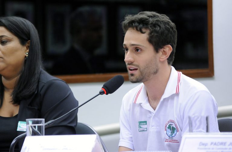 Debatedores pedem que STF garanta auxílio a vítimas de Brumadinho